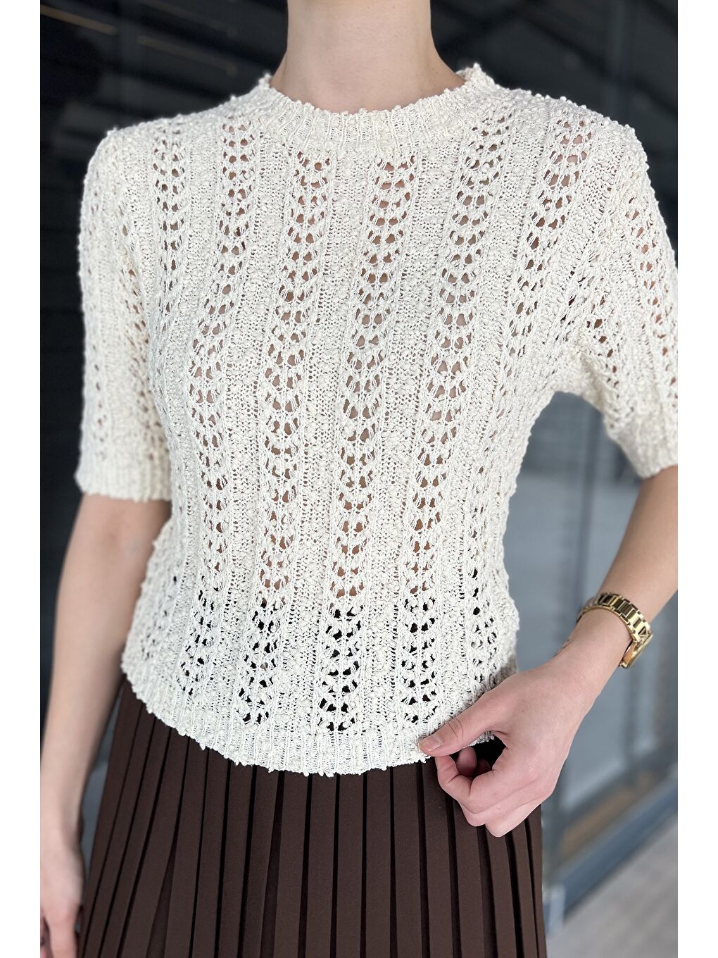 Ekru Kadın Bisiklet Yaka Ajurlu Mevsimlik Triko Bluz-3