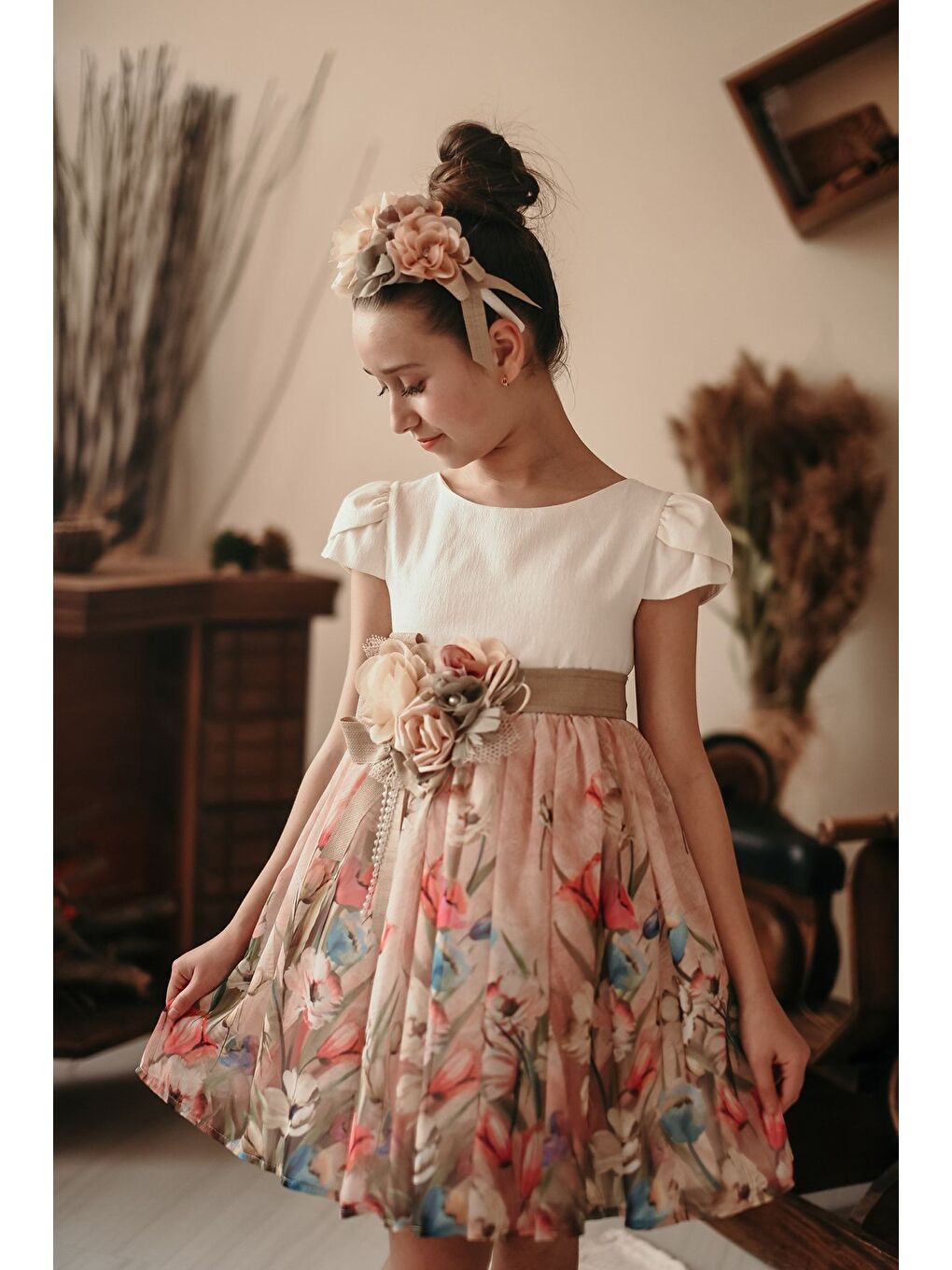 Pembe Özel Tasarım Kız Çocuk Elbise, Pudra Rengi,üst Robası Krep, Şifon, Taç Aksesuarlı Elbise_M2030-1