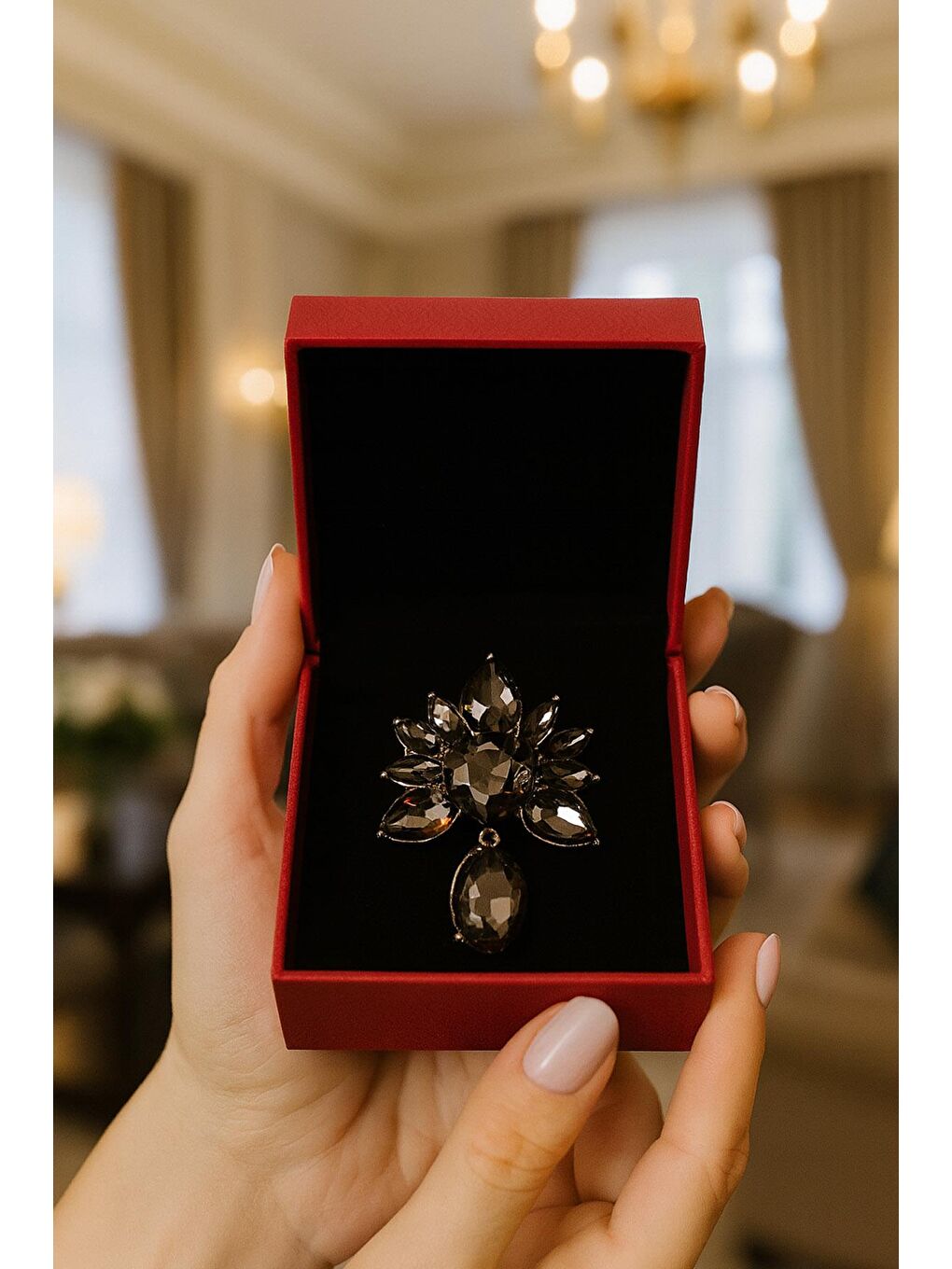 Gri Taşlı Buz Diyarı Görkemli Broş Yaka İğnesi-4