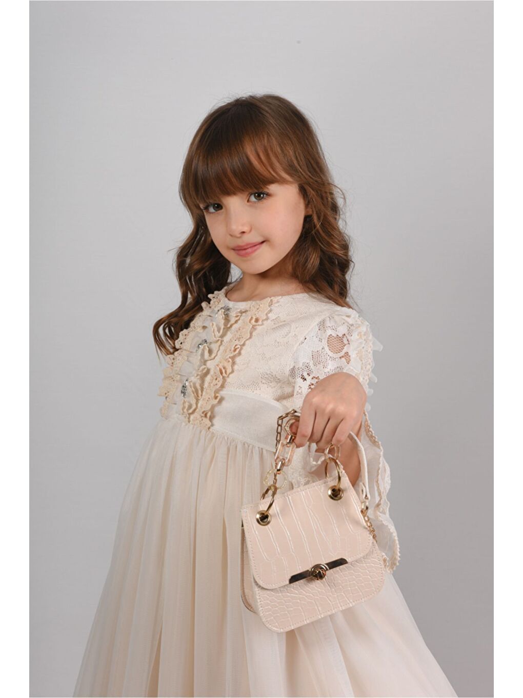 Ekru Özel Tasarım Kız Çocuk Abiye Elbise, Çanta Aksesuarlı, Fırfır Detaylı Uzun Kız Çocuk Elbisesi_M2442-6