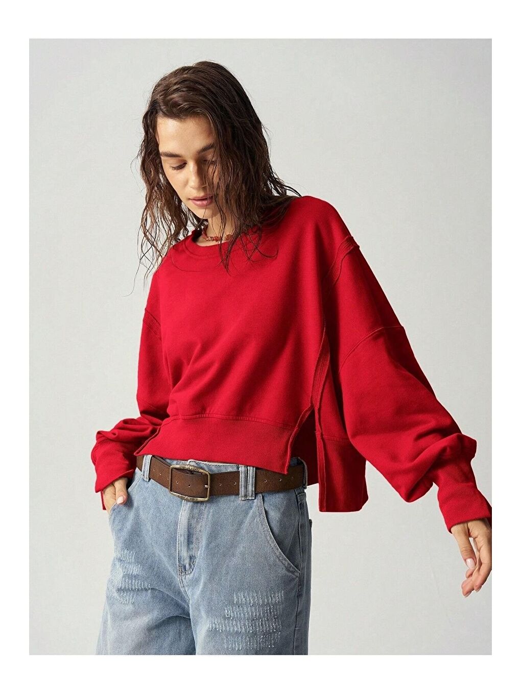 Kadın 3 Iplik Kırmızı Yanları Yırtmaç Detay Kısa Sweat