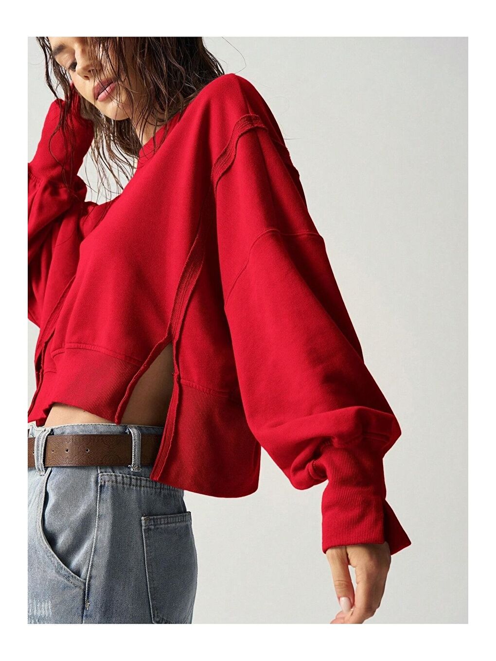 Kadın 3 Iplik Kırmızı Yanları Yırtmaç Detay Kısa Sweat-3