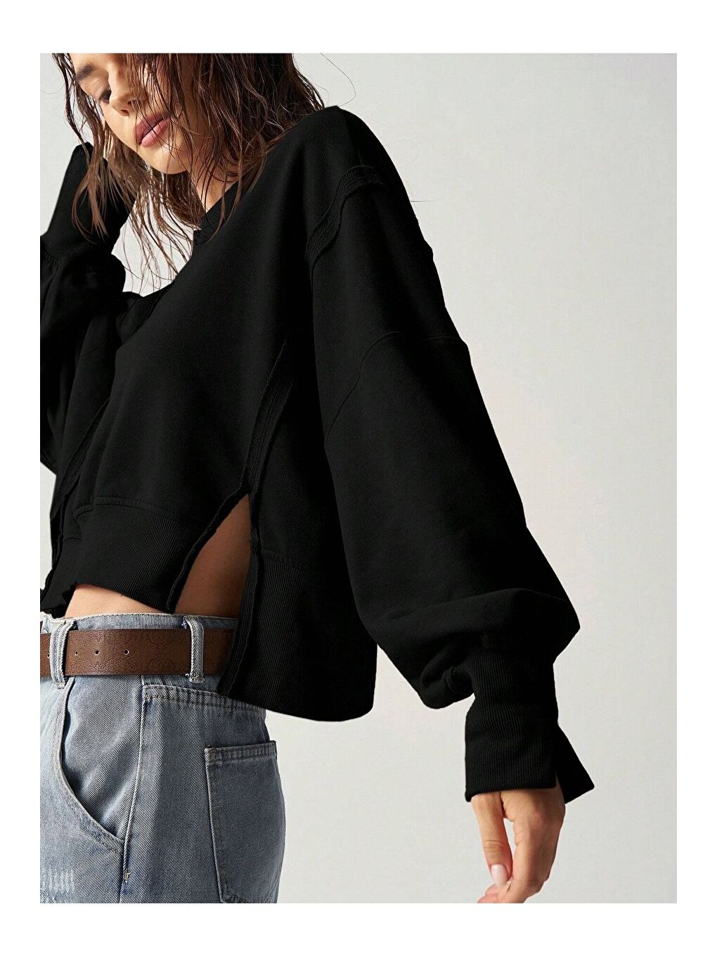 Kadın 3 Iplik Siyah Yanları Yırtmaç Detay Kısa Sweat-3