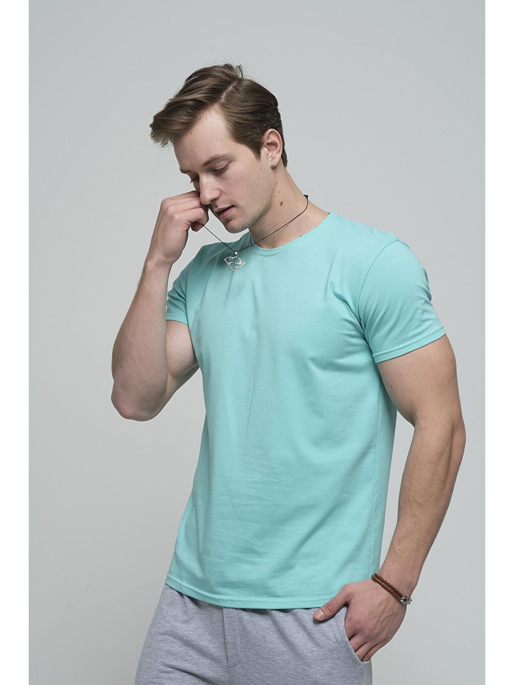 Turkuaz Slim Fit Likralı Bisiklet Yaka Erkek Basic Tişört-1