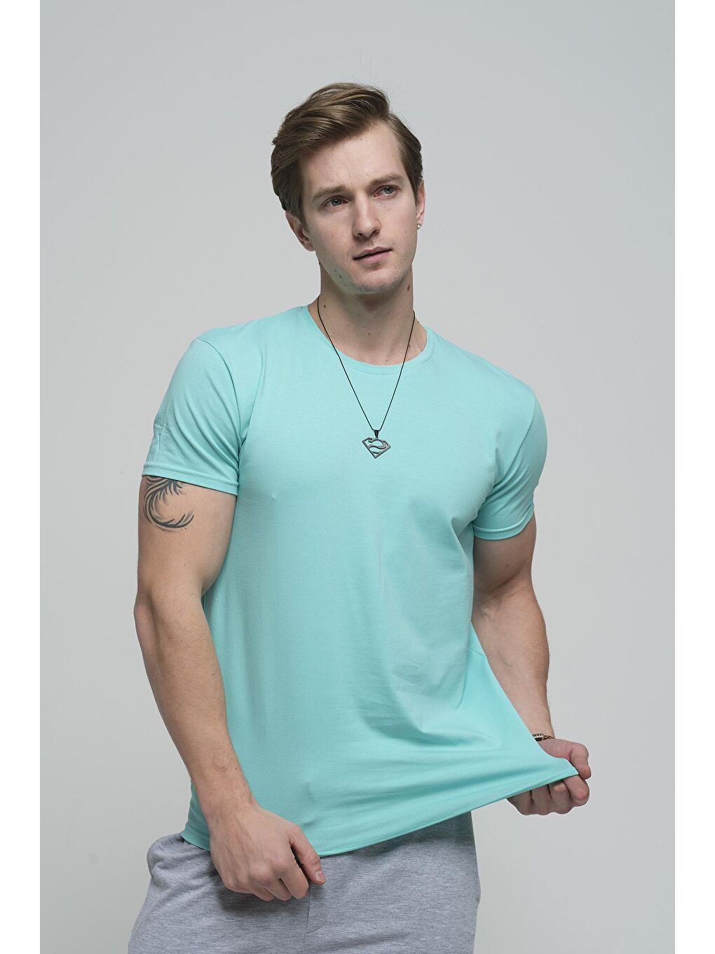 Turkuaz Slim Fit Likralı Bisiklet Yaka Erkek Basic Tişört-2