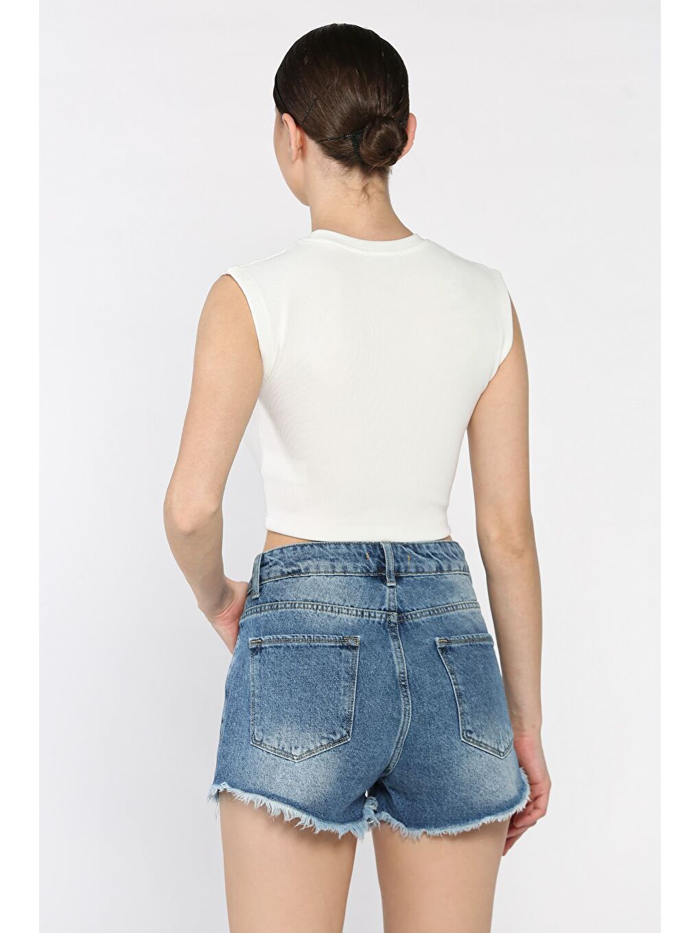 Lacivert Paça Püsküllü Kadın Jean Jean Şort-2