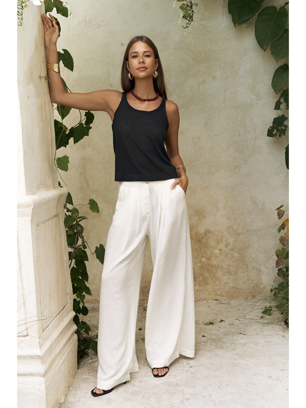 Salnor Basic Siyah Crop-1