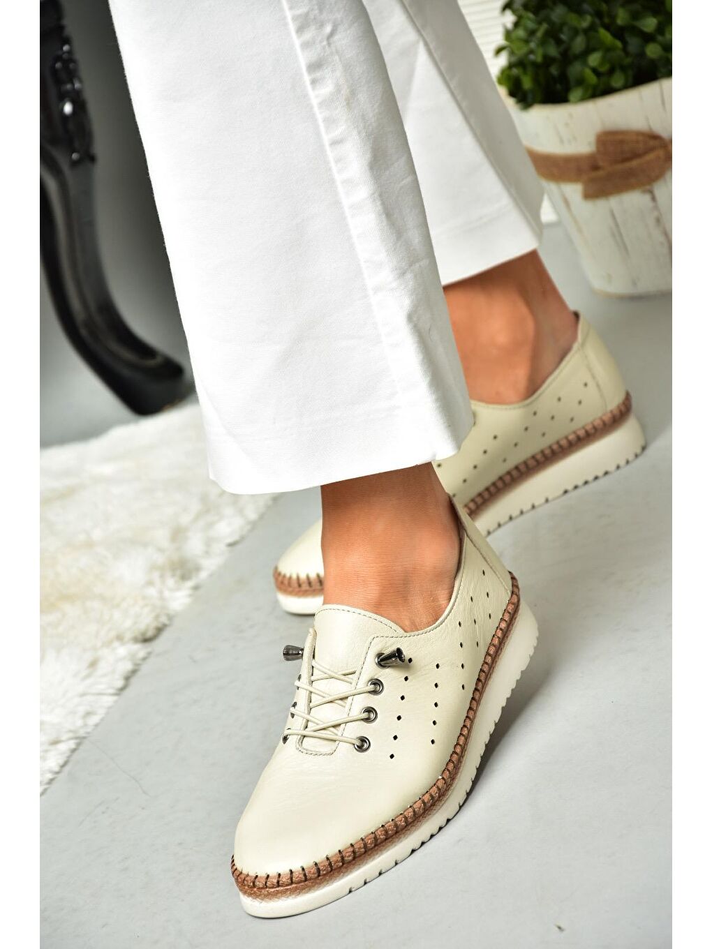 P5555081 Bej Kadın Ayakkabı-1