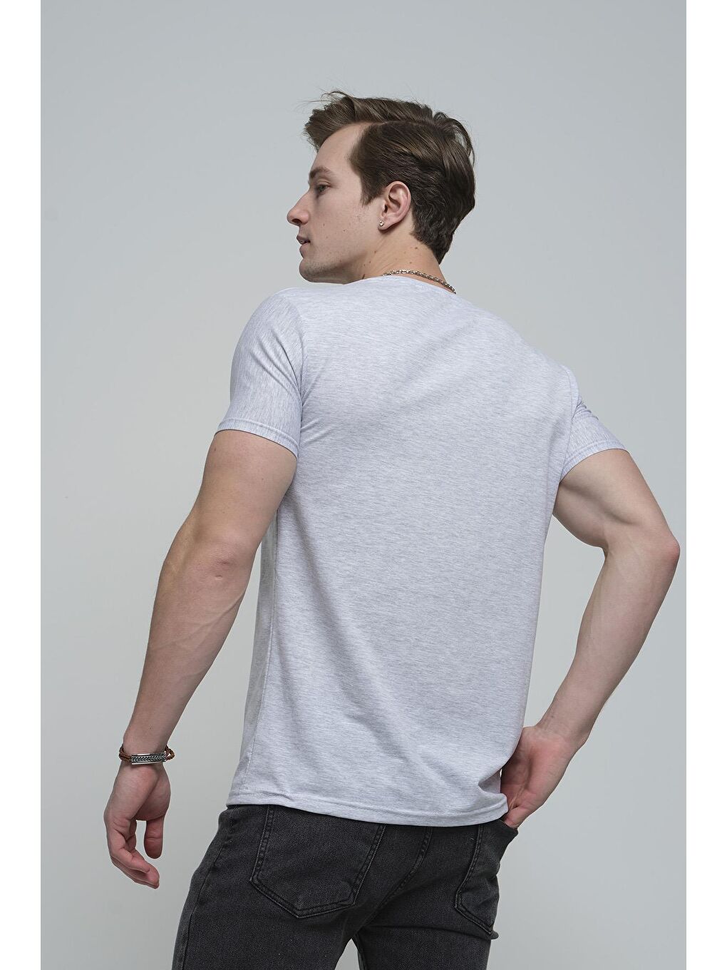 Gri Slim Fit Likralı Bisiklet Yaka Erkek Basic Tişört-1