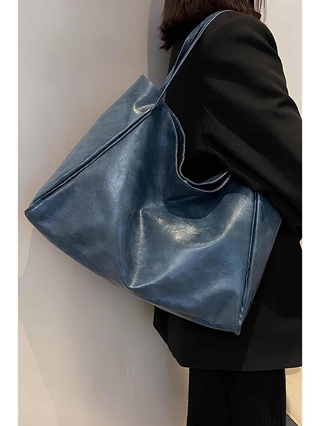 Lacivert Matthew Suni Deri Kadın Omuz Çantası BP-4766O-2