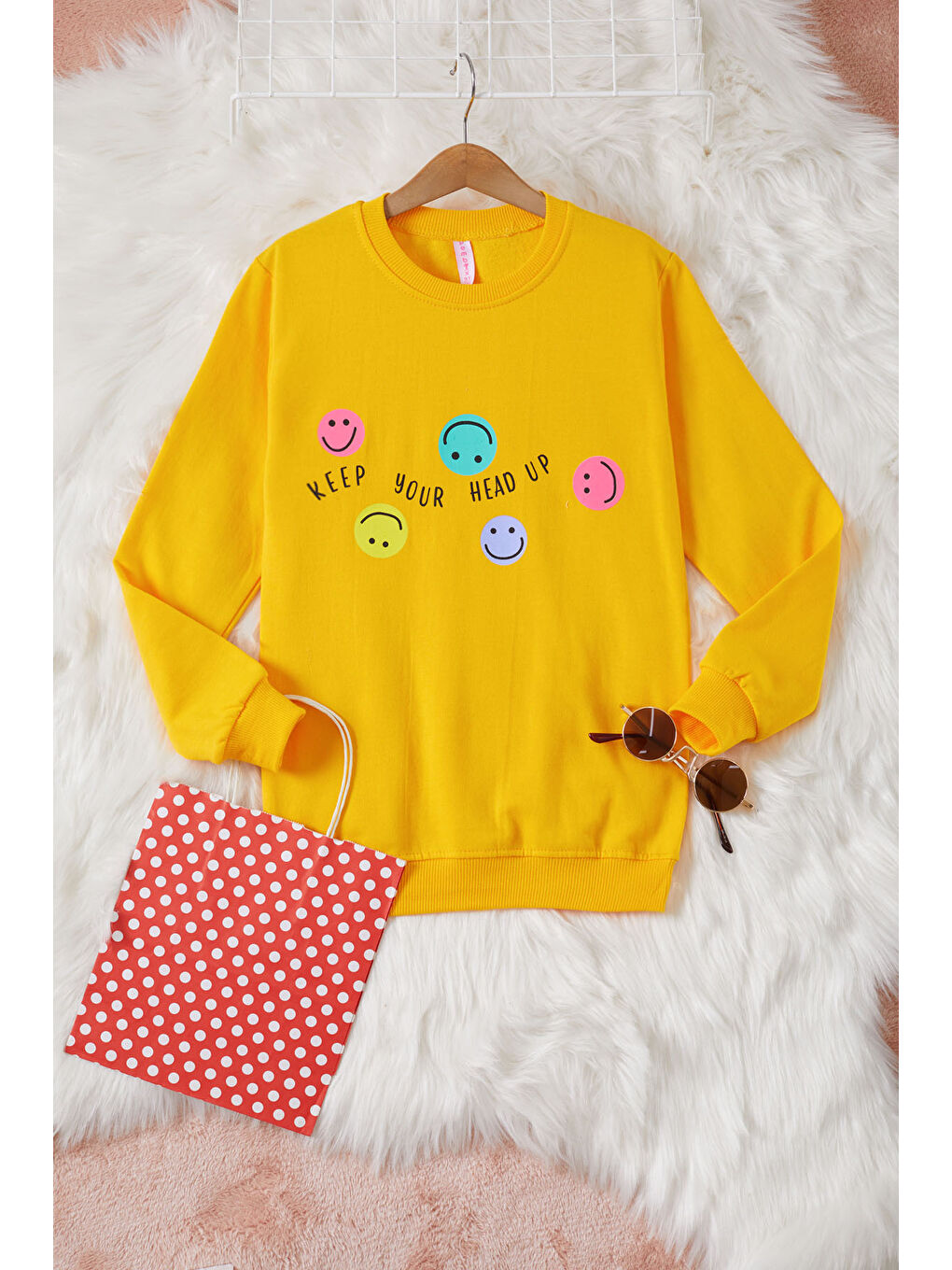 Pembe Life Kids Club Sarı Gülen Yüz Baskılı Kız Çocuk Bisiklet Yaka Sweatshirt 17283