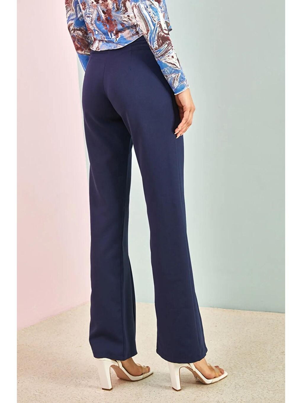 Lacivert Kadın Atlas Kumaş Yırtmaçlı Pantolon-1