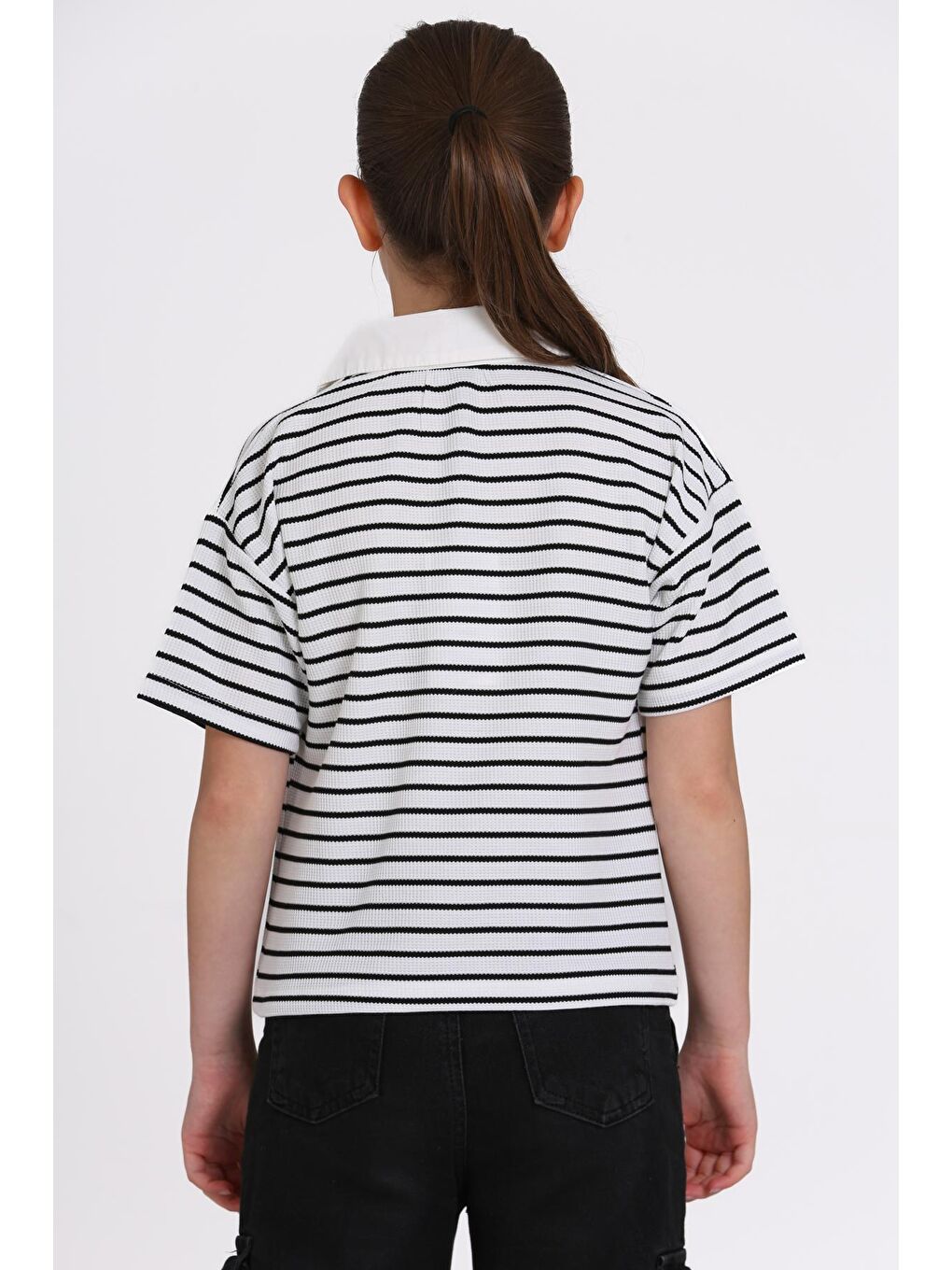 Beyaz Çizgi Desenli 5-13 Yaş Tişört - 2506-2-1