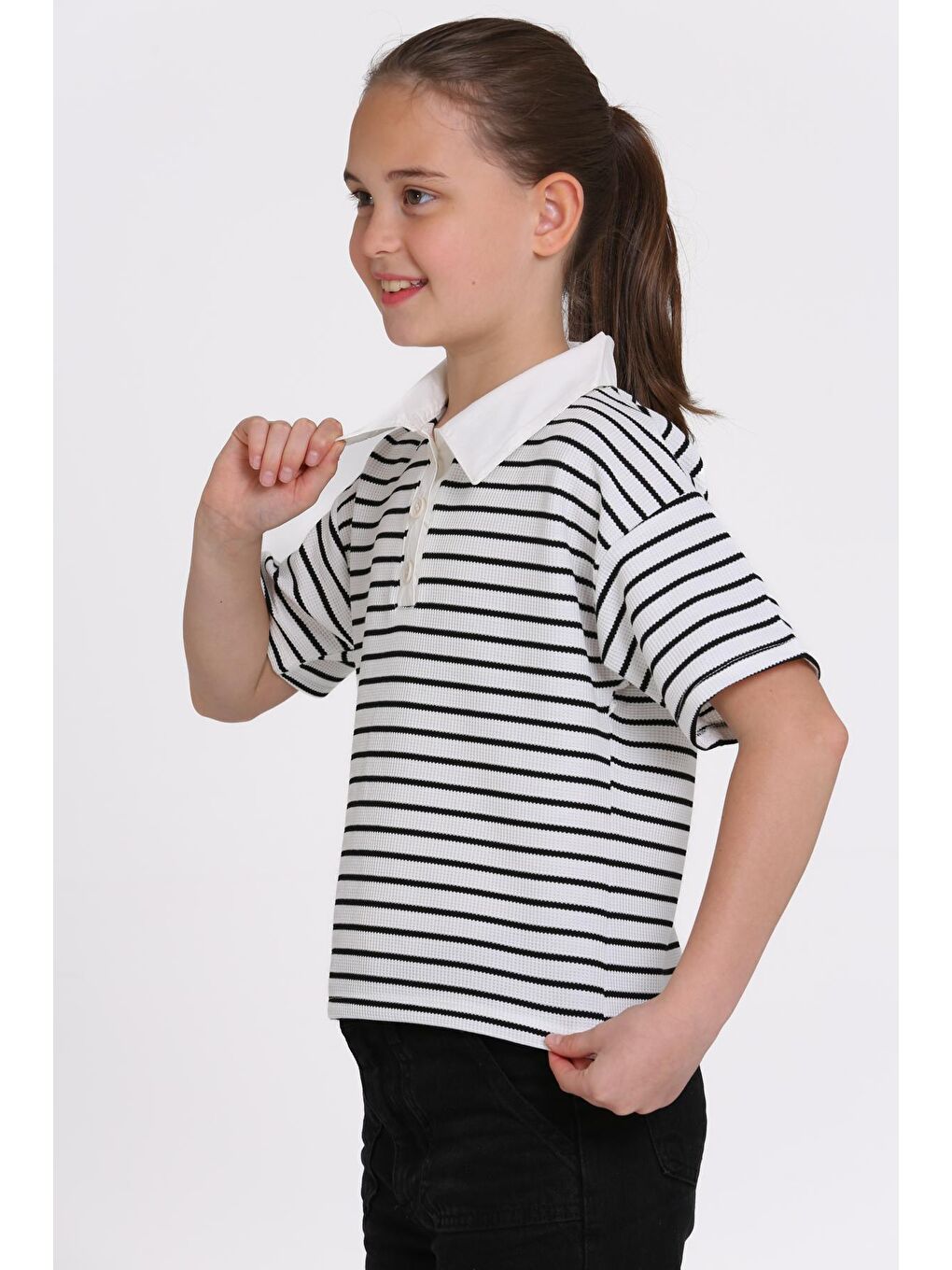 Beyaz Çizgi Desenli 5-13 Yaş Tişört - 2506-2-3