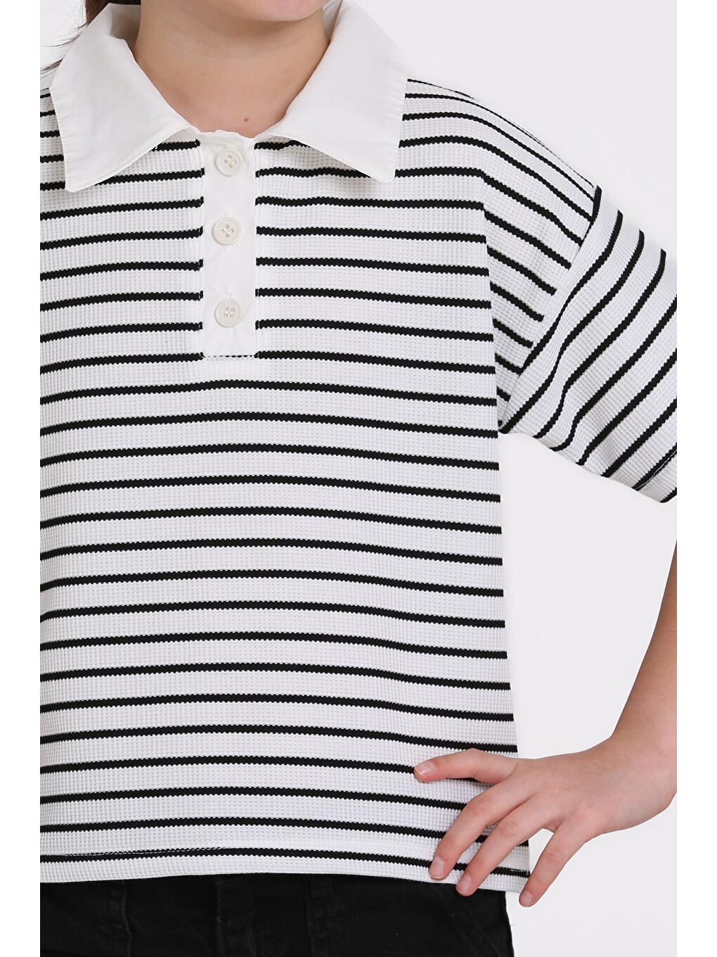 Beyaz Çizgi Desenli 5-13 Yaş Tişört - 2506-2-4