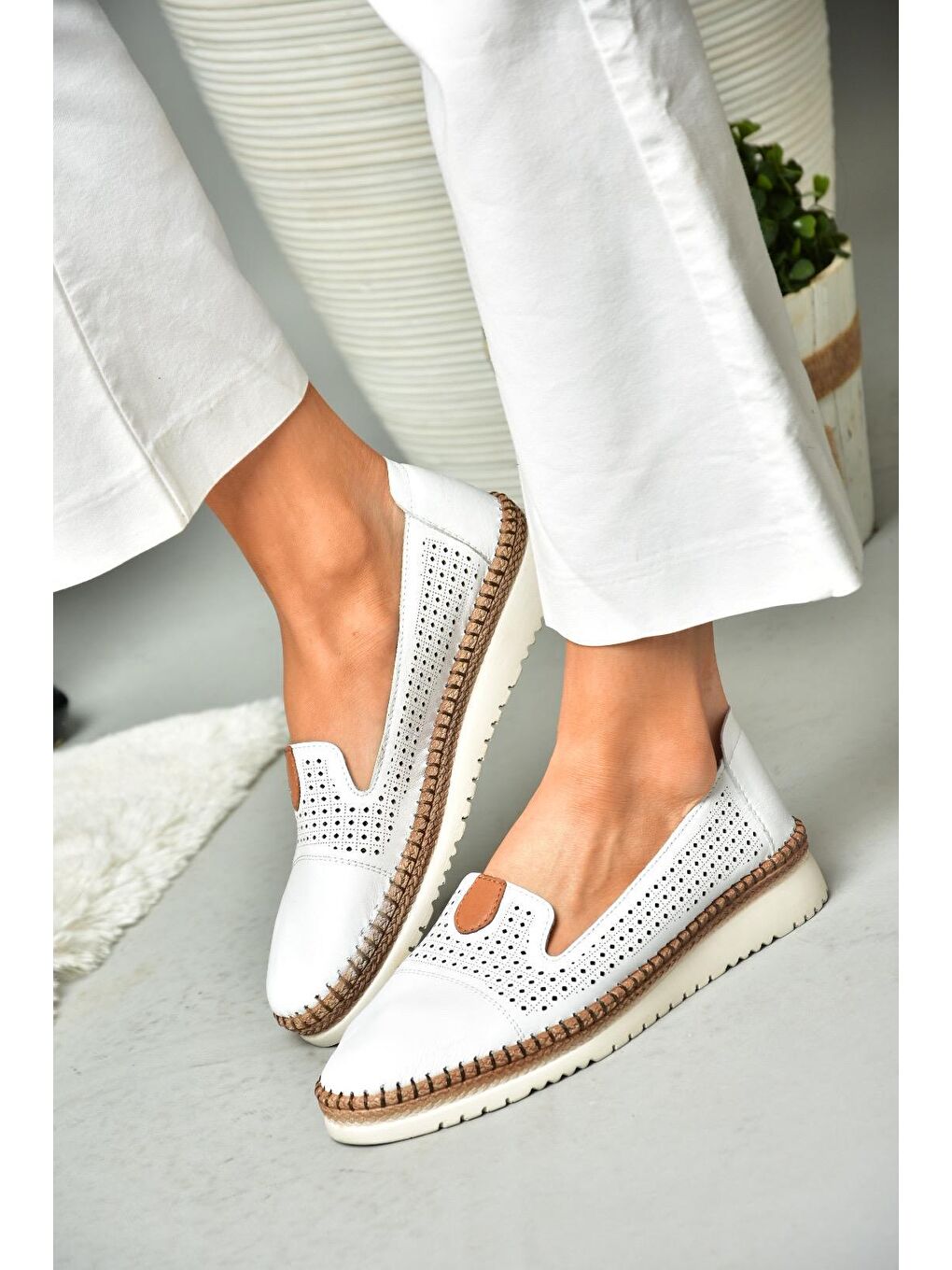 P5555001 Beyaz Kadın Ayakkabı-3