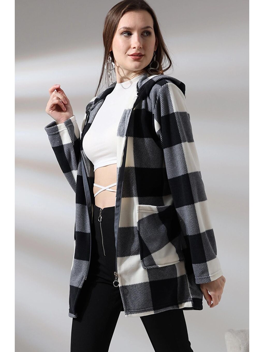 Siyah Ekose Desen Polar Ceket - Büyük Beden-2