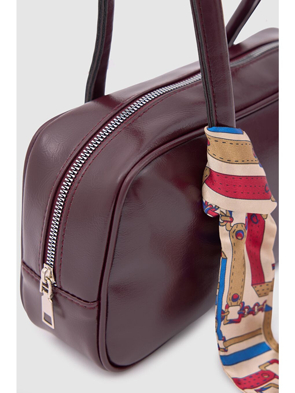 Beau Fular Detaylı Baget Çanta Mürdüm-5