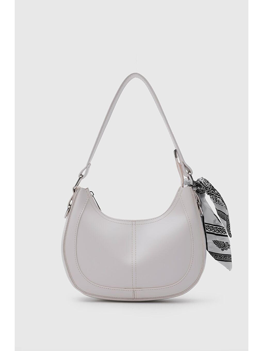 Ekru Caldera Fular Detaylı Baget Çanta Krem