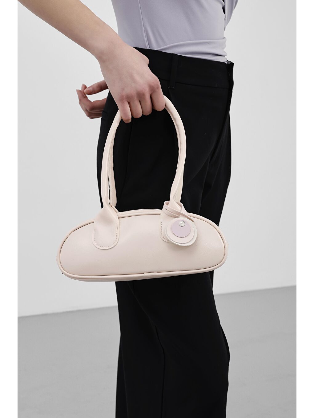 Lisse Charmlı Oval Baget Çanta Pudra Pembe-3