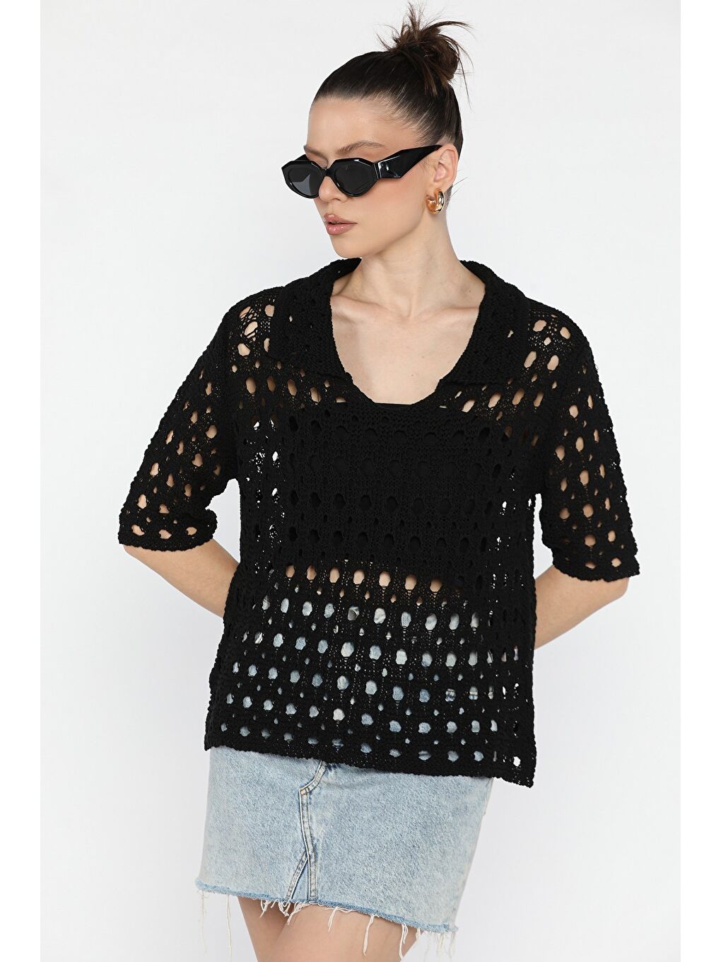 Siyah Kadın Polo Yaka Ajurlu Mevsimlik Triko Bluz-1