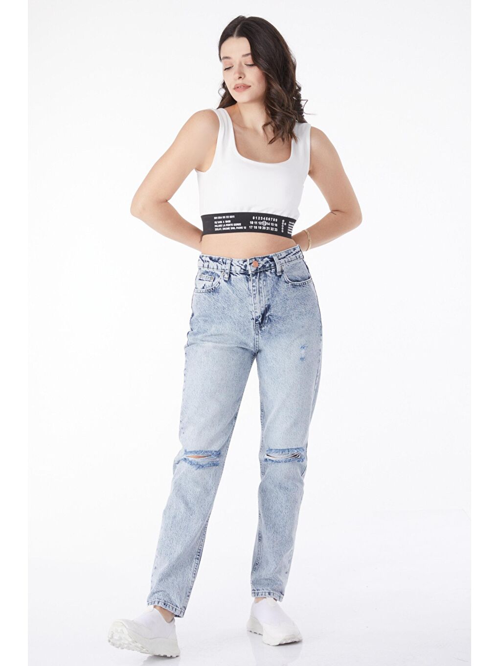 TOFİSA Düz Orta Kadın Mavi Dizi Yırtık Mom Jeans Jean Pantolon - 50008