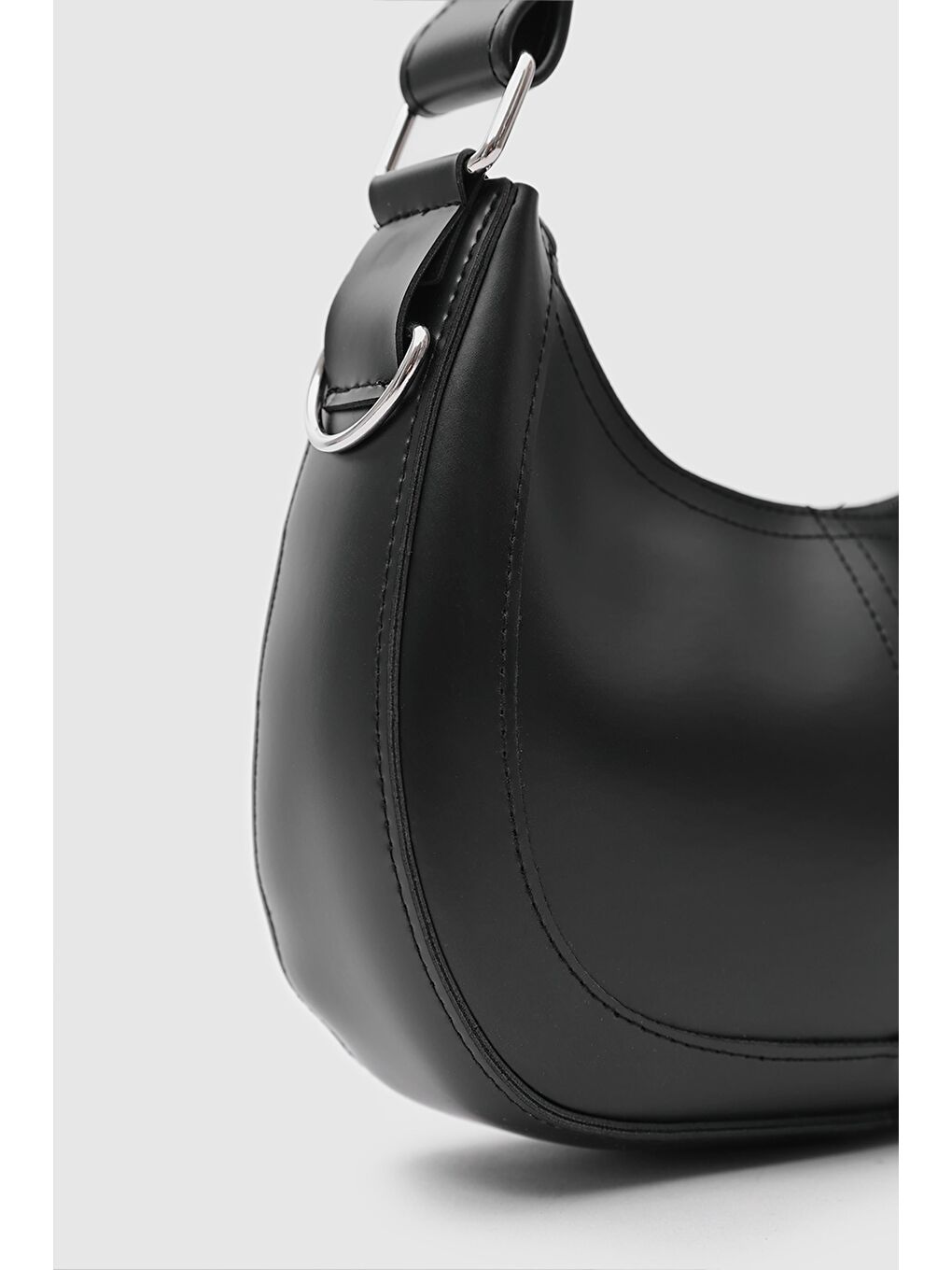 Caldera Fular Detaylı Baget Çanta Siyah-5