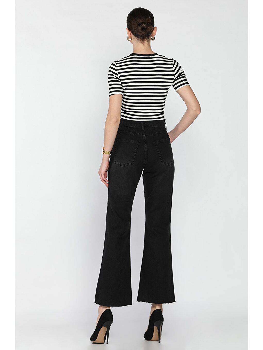 Siyah Kadın Kesik Paça Mom Jean Pantolon-2