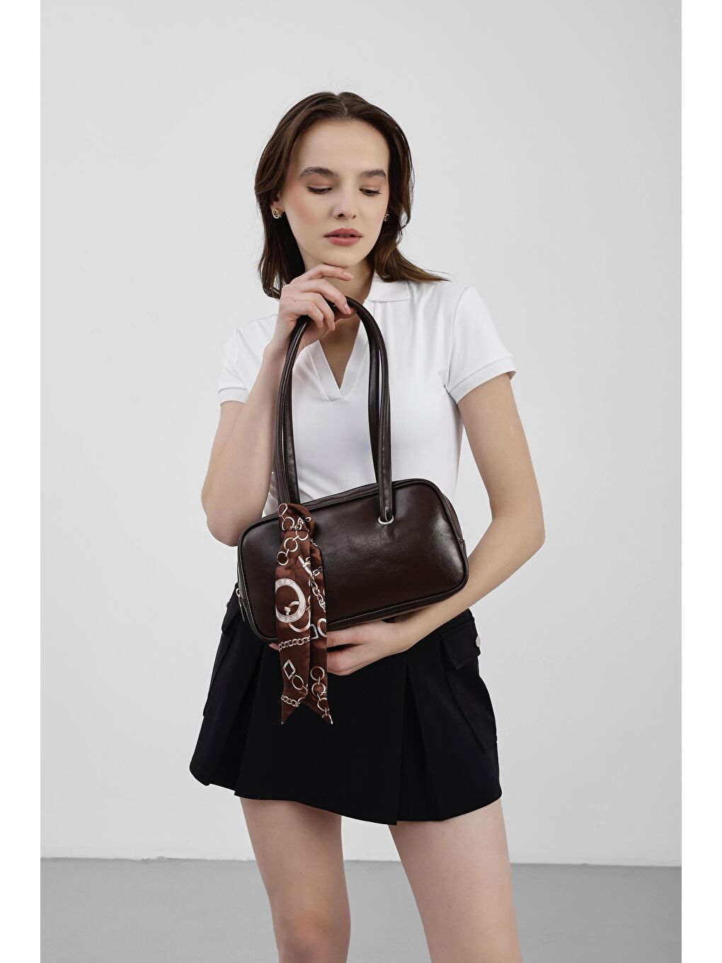 Kahverengi Beau Fular Detaylı Baget Çanta Acı Kahve-2