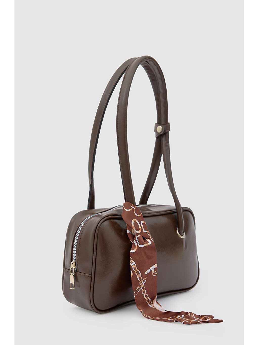 Kahverengi Beau Fular Detaylı Baget Çanta Acı Kahve-3