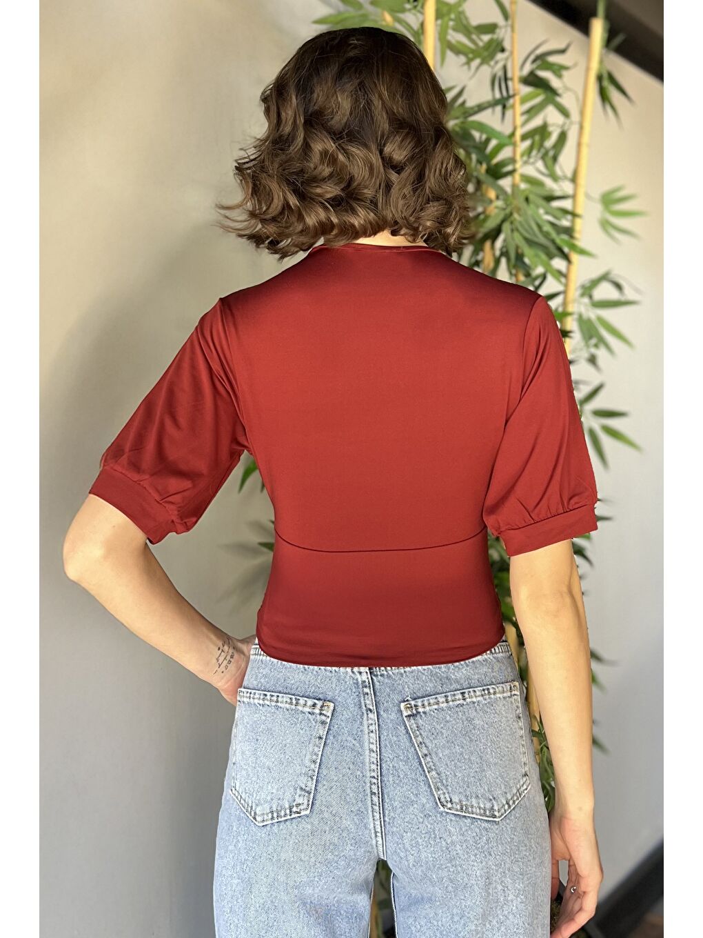 Bordo Kadın V Yaka Büzgü Detaylı Crop Top Bluz-2