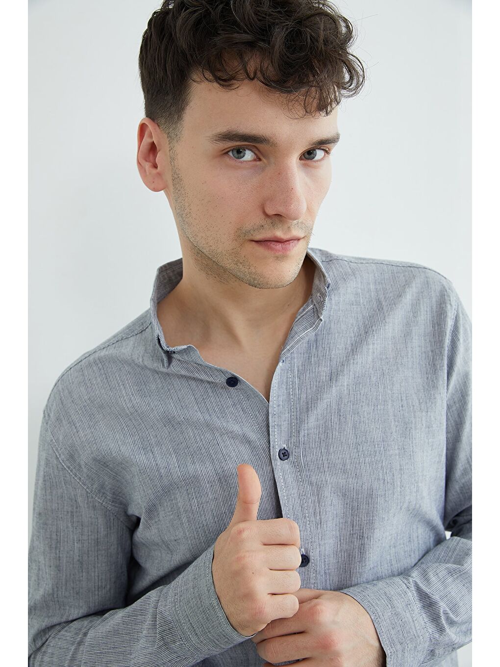 Lacivert Çizgili Düğmeli Gömlek-1