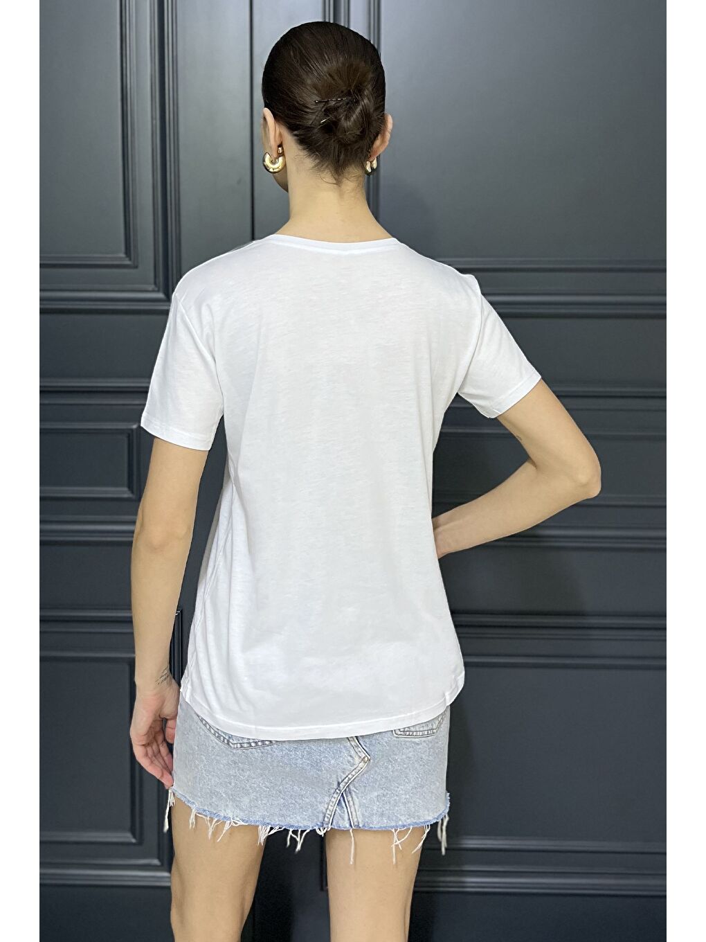 Beyaz Kadın Baskılı Bisiklet Yaka Tişört-2