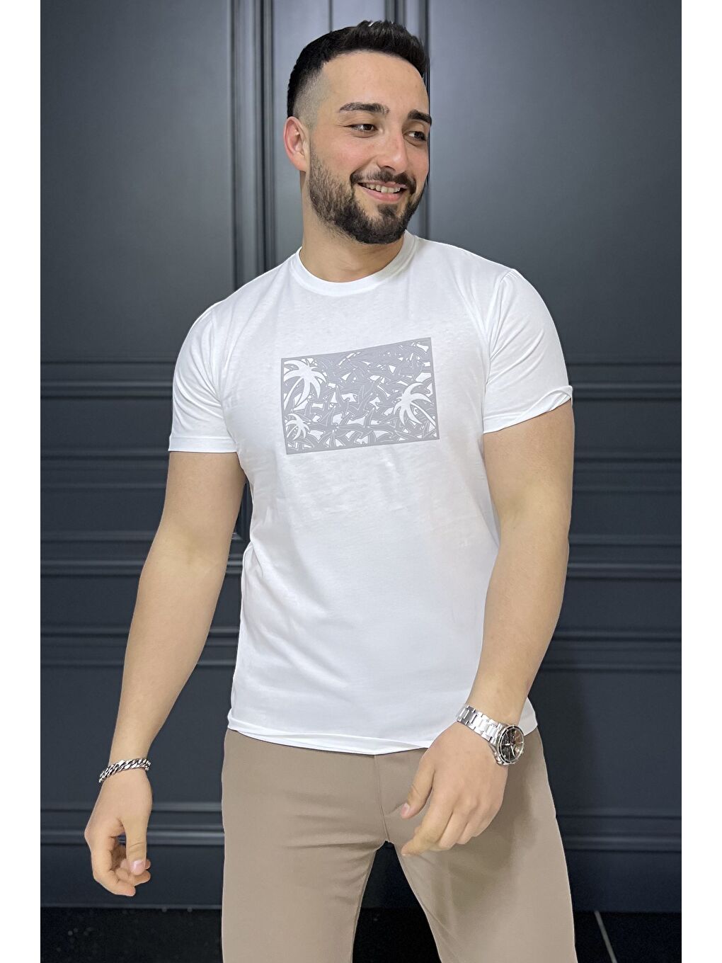 Beyaz Erkek Bisiklet Yaka Baskılı Tişört-1