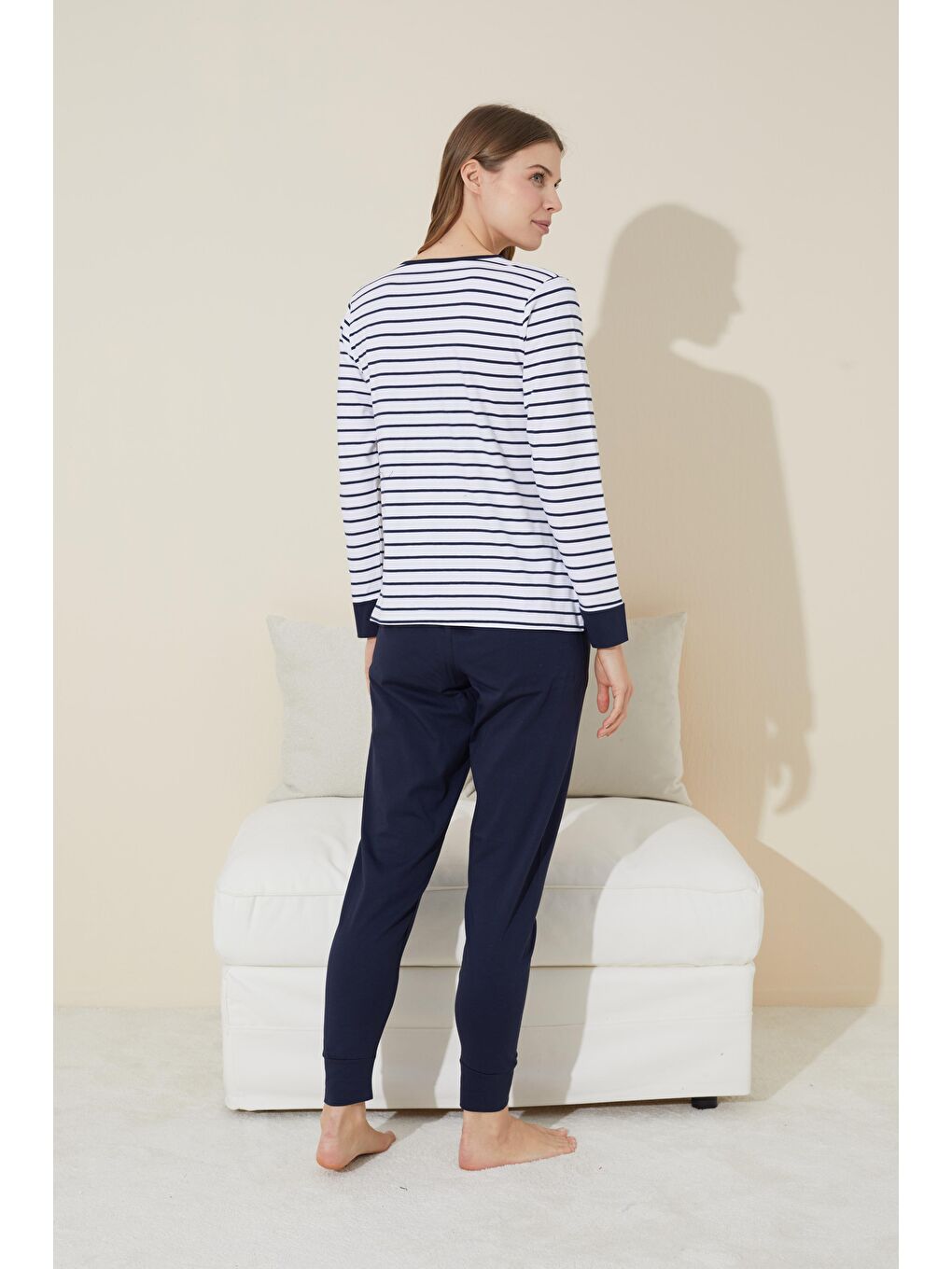 Lacivert Beyaz Çizgi Desenli Nakışlı Pamuklu Örme Pijama Takım 24240085-2