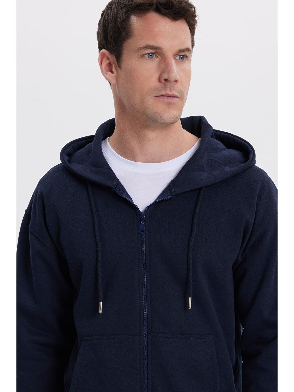 Erkek Relax Fit Rahat Kesim Pamuklu Tam Fermuarlı Kanguru Cepli Sırt Çantalı Lacivert Sweatshirt-5