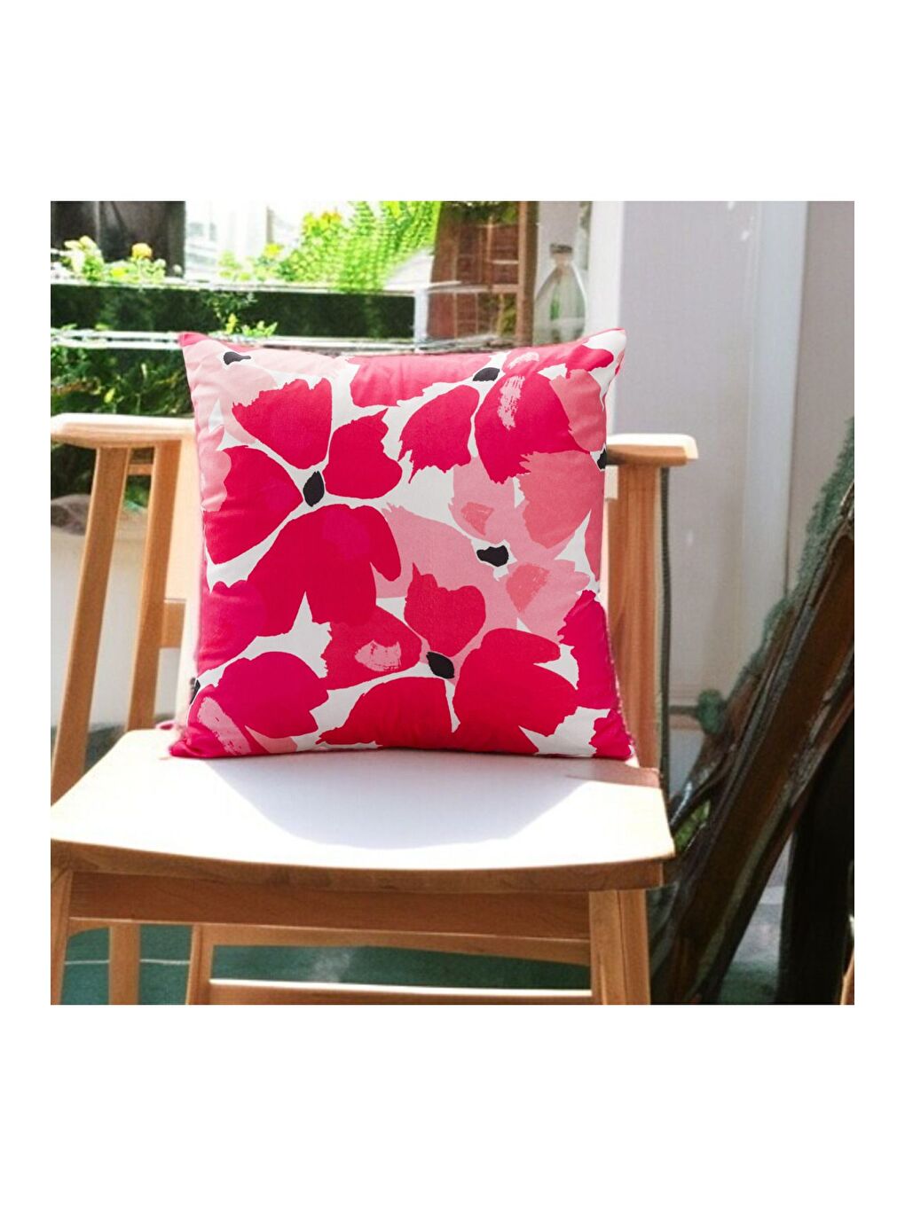Pembe Çiçek Desenli Yaz Dekoratif Kırlent Kılıfı 43x43-3