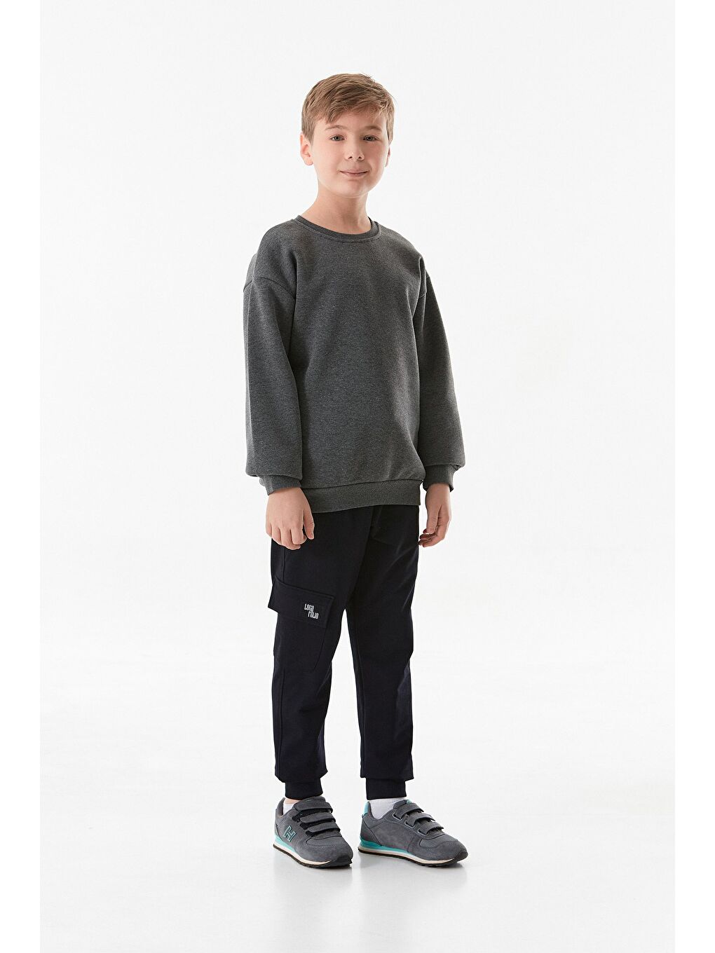 Antrasit 3 İplik Arkası Baskılı Erkek Çocuk Sweatshirt-2