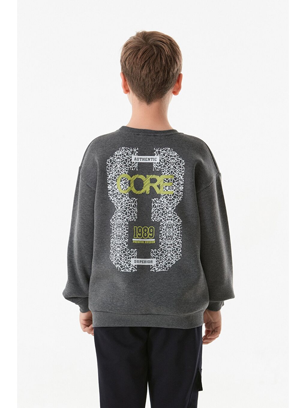 Antrasit 3 İplik Arkası Baskılı Erkek Çocuk Sweatshirt-3