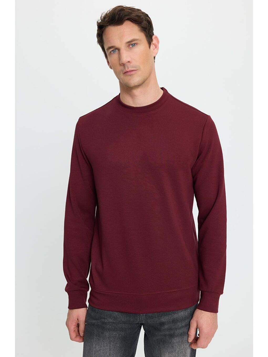 Erkek Standart Fit Normal Kesim Uzun Kollu Ekstra Soft Modal Kumaş Bisiklet Yaka Bordo Sweatshirt-3