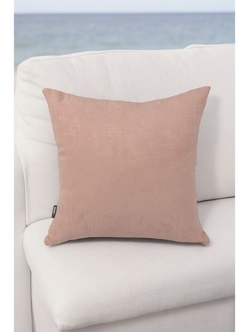 Pembe Artemis Dokulu 40 X 40cm Dekoratif Kırlent Kılıfı Pudra