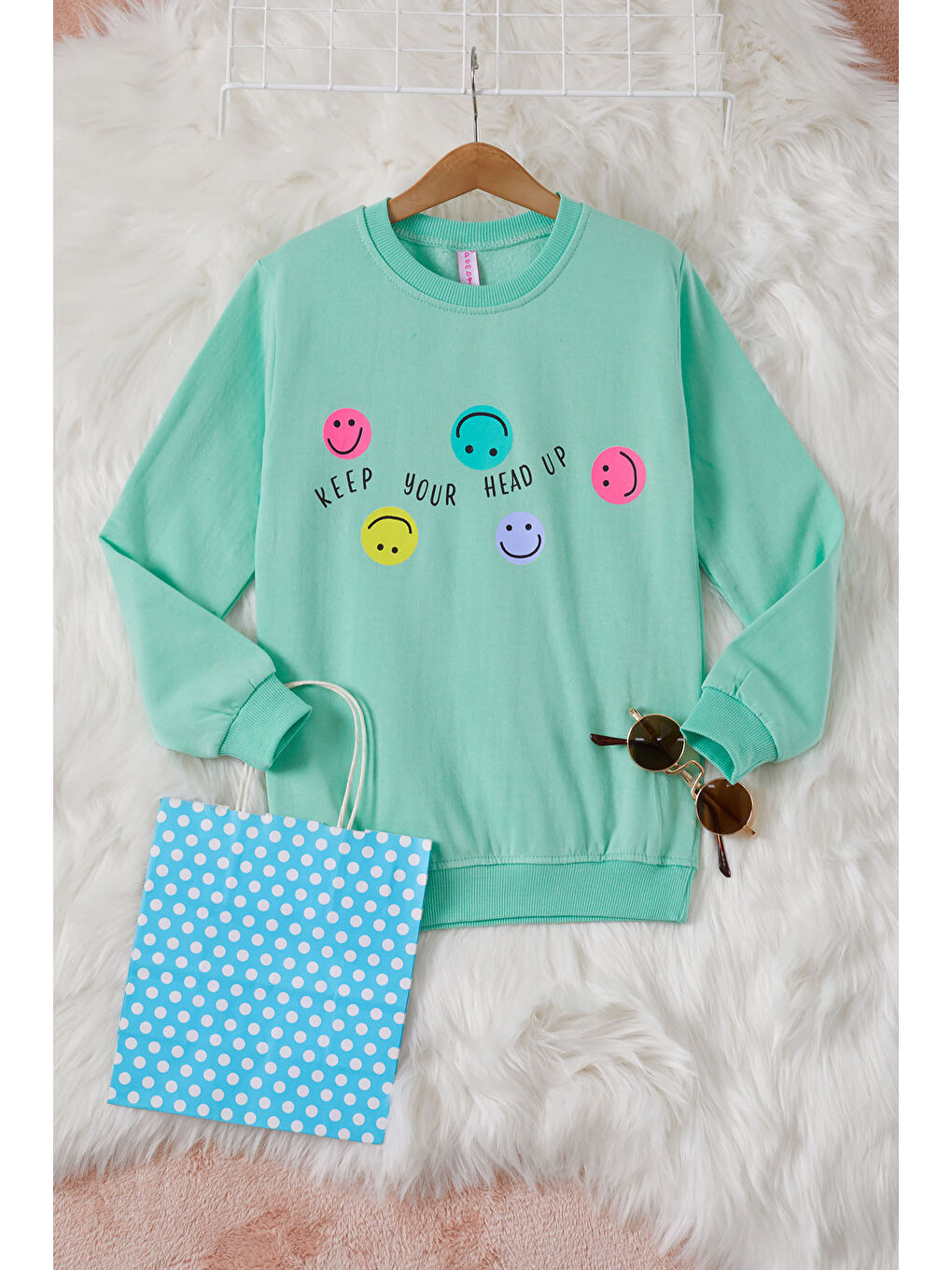 Pembe Life Kids Club Yeşil Gülen Yüz Baskılı Kız Çocuk Bisiklet Yaka Sweatshirt 17281