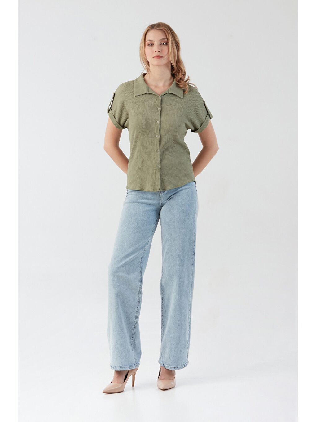 Yeşil Bürümcük Kumaş Gömlek Yaka Düğmeli Bluz-3
