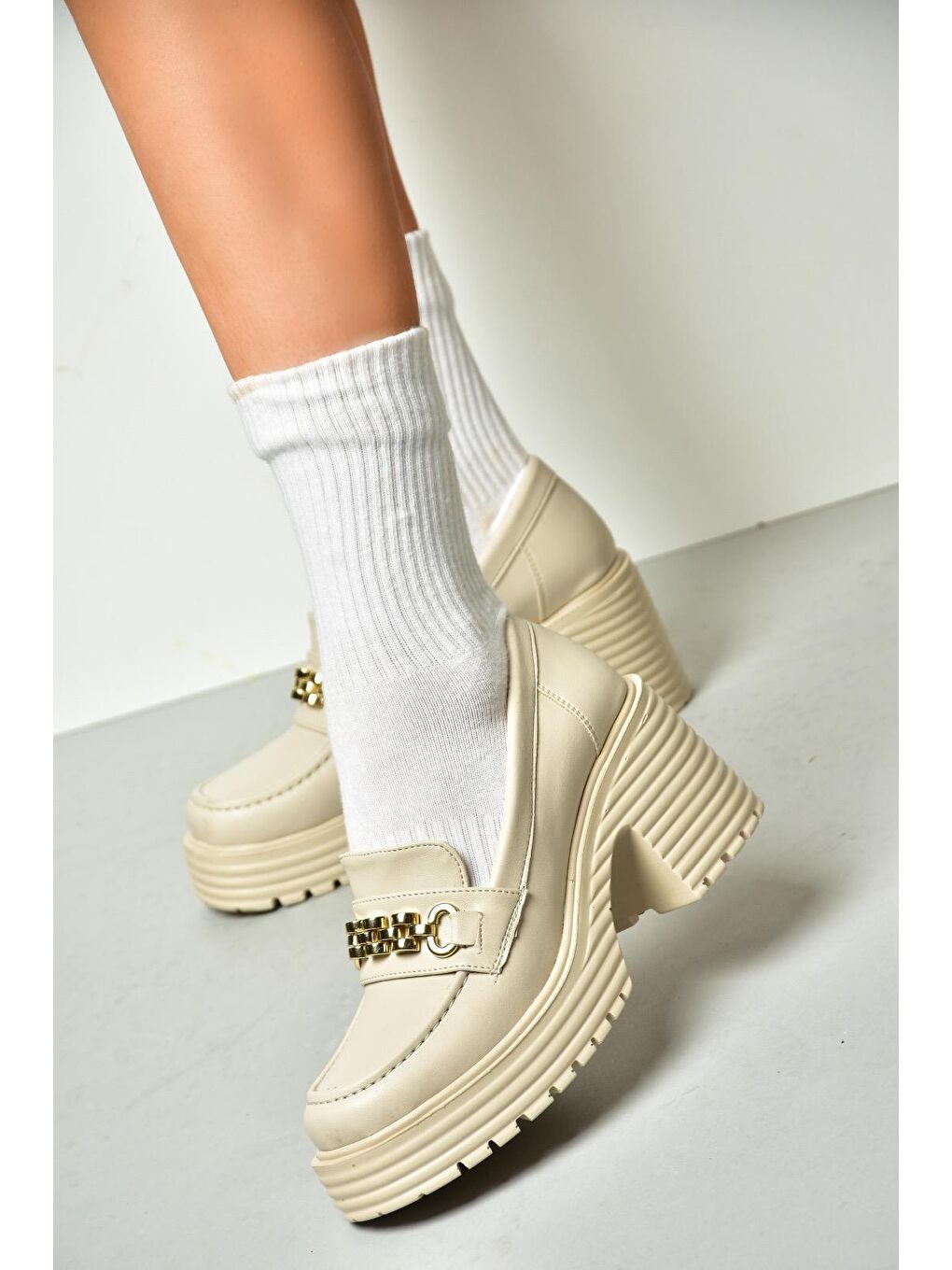 R9960560 Bej Kadın Topuklu Loafer Ayakkabı-2