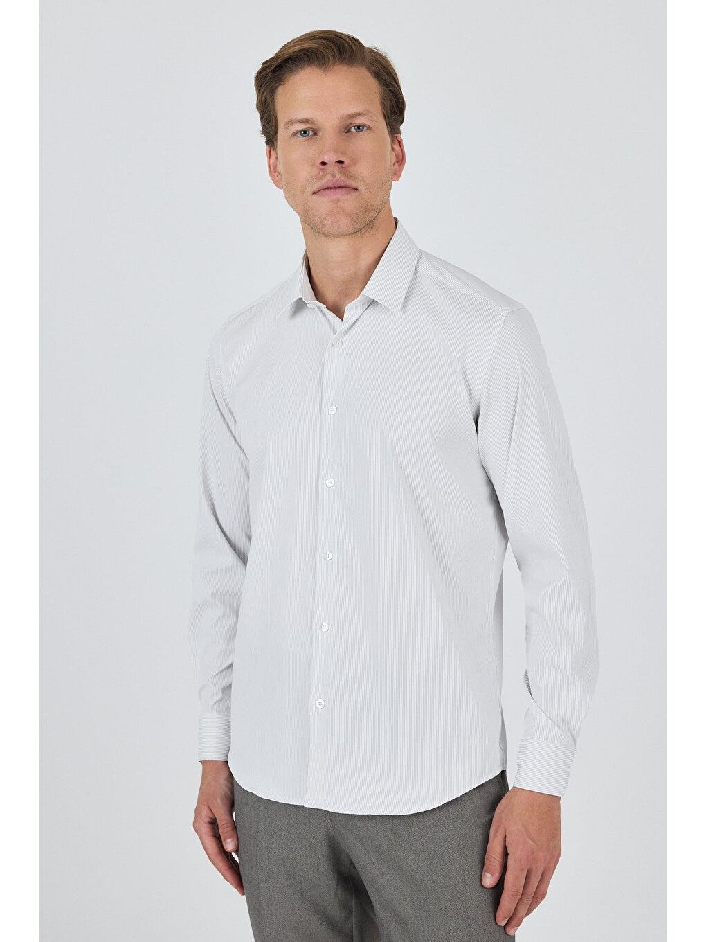 Beyaz Sert Yaka Cepsiz Gabardin Uzun Kol Slim Fit Esnek Gömlek 1004250231