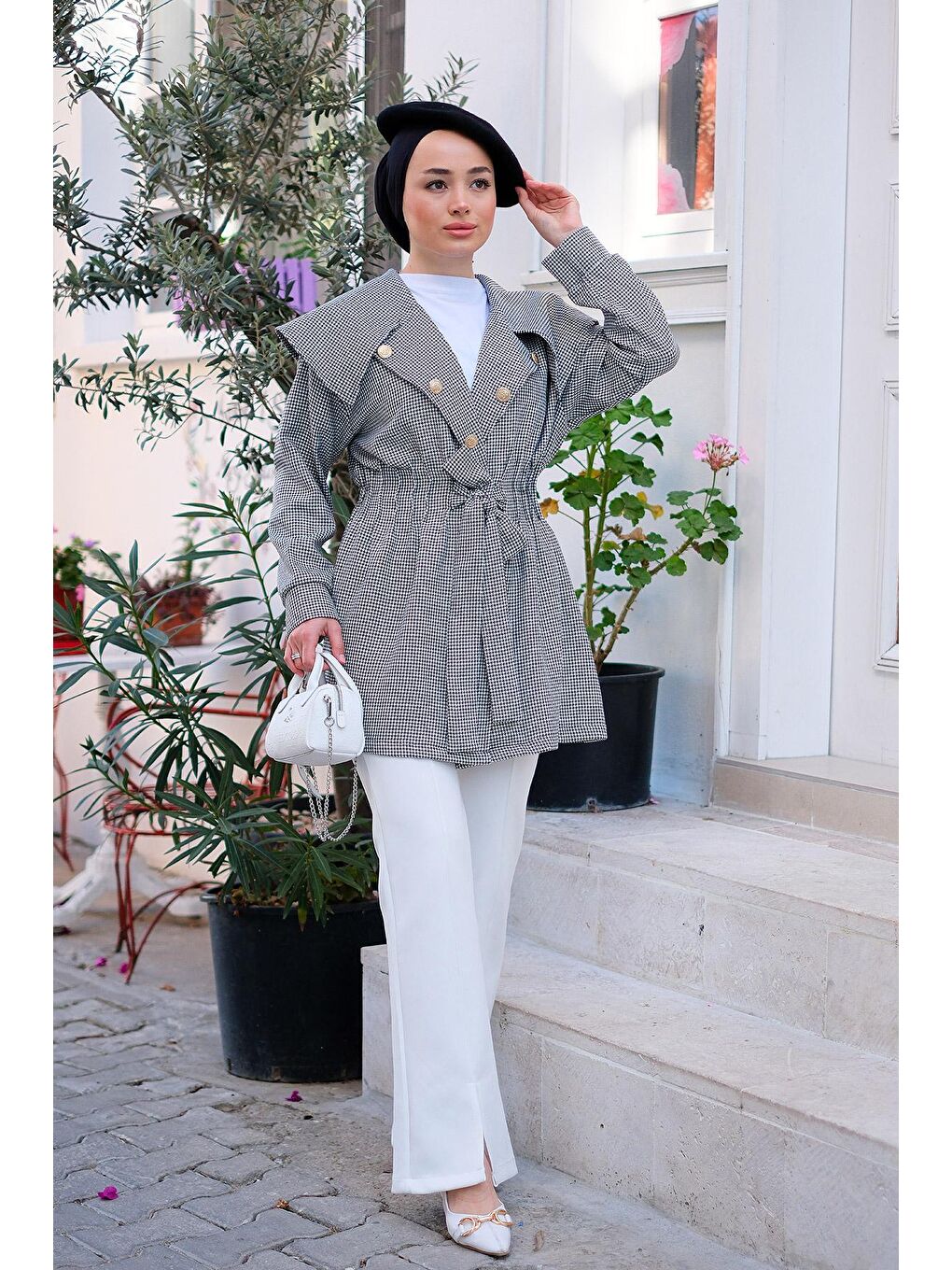 Kazayağı Desenli Bel Büzgülü Ceket Siyah-1