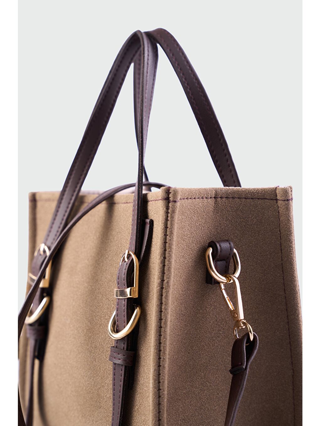 Bej Luxe Kemer Detaylı Süet Çapraz Çanta Vizon-2