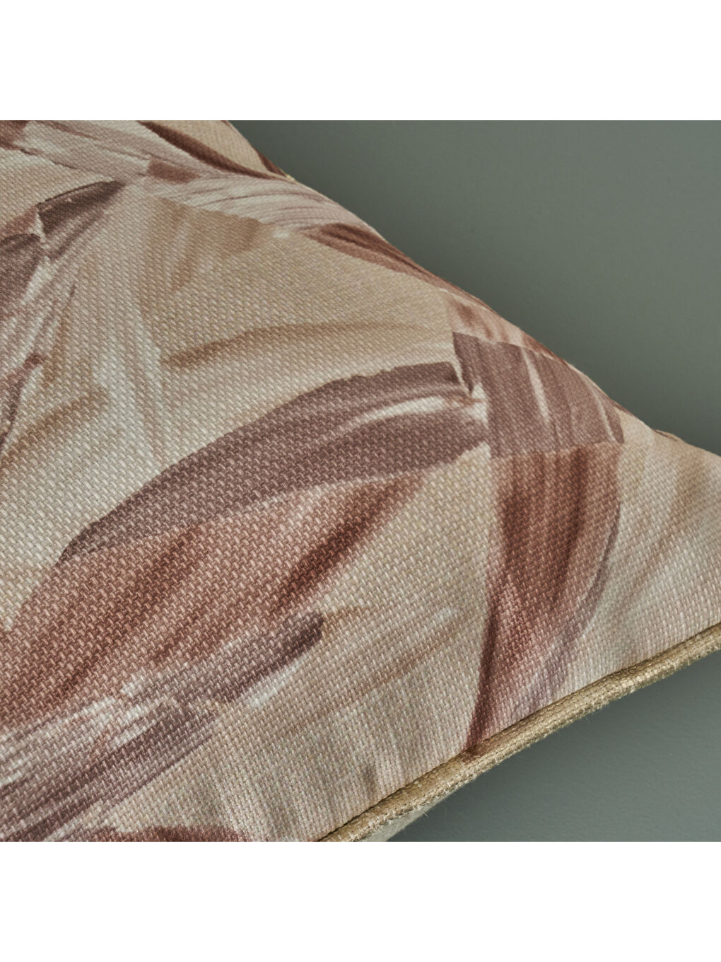 Pembe Flores Dekoratif Yastık Somon (50x50 cm)-1