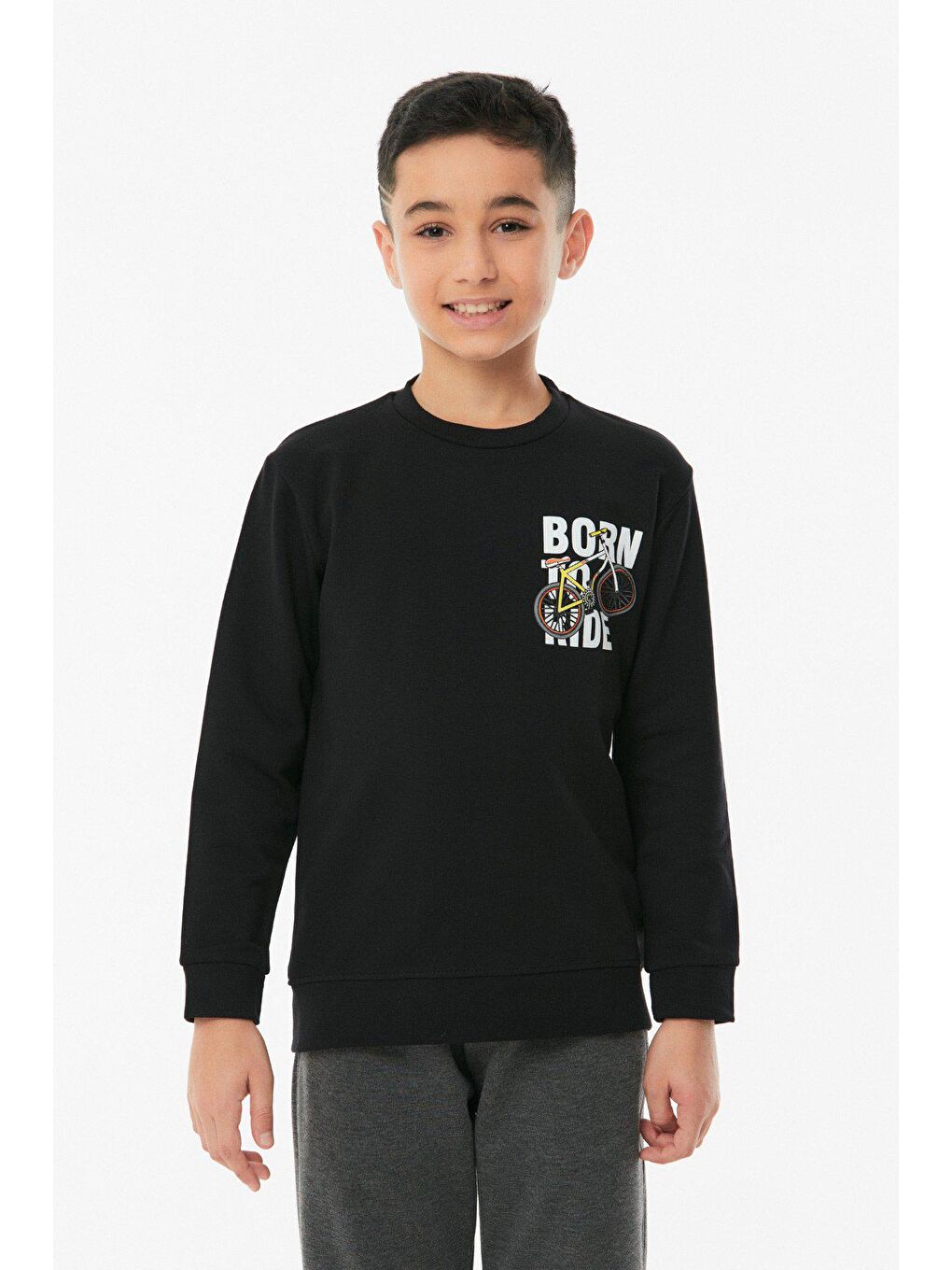 Siyah Baskılı Bisiklet Yaka Erkek Çocuk Sweatshirt