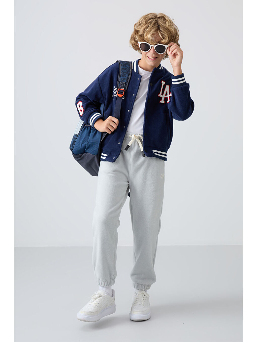 Lacivert Kalın Yumuşak Dokulu Standart Fit Nakışlı Polar Erkek Çocuk Kolej Ceket - 11227